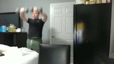 Snapshot of jasondoge777 chatting on November 13, 4:22 am jasondoge777 online show from November 13, 4:22 am