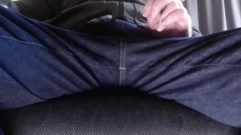 Snapshot of jasonholly chatting on December 17, 6:58 pm Benedick Cumbersnatch online show from December 17, 6:58 pm