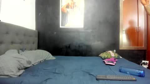 Snapshot of jasonmartiinez chatting on October 6, 1:14 am online show from October 6, 1:14 am