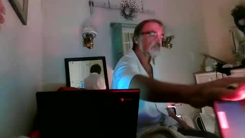 Jason online show from November 18, 10:52 am