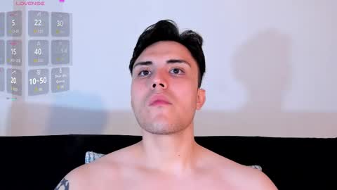 Snapshot of jasonxd98 chatting on November 12, 2:01 am Jason online show from November 12, 2:01 am