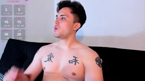 Snapshot of jasonxd98 chatting on November 18, 1:15 pm Jason online show from November 18, 1:15 pm