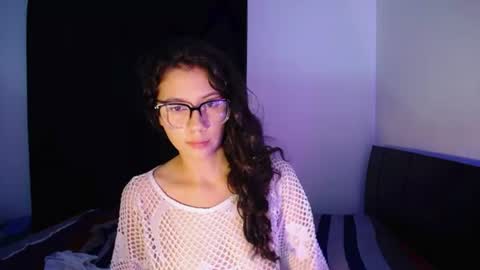 Snapshot of jaspeer__ chatting on June 22, 7:44 pm jaspeer__ online show from June 22, 7:44 pm