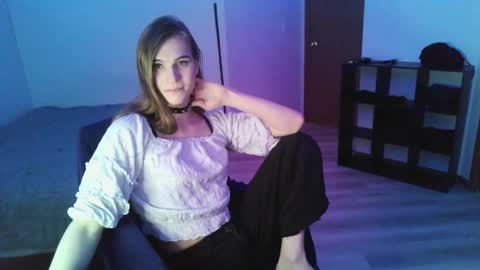 Snapshot of jasperargyle chatting on February 25, 2:32 am JasperArgyle online show from February 25, 2:32 am