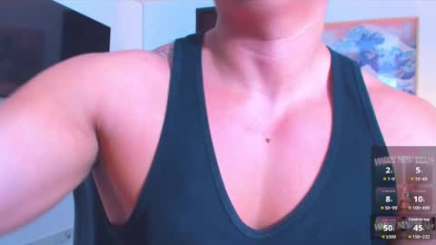 JBrooksXx online show from March 28, 1:38 am