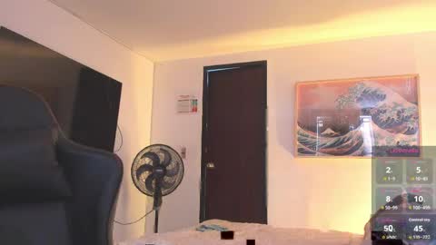 JBrooksXx online show from April 12, 4:56 pm