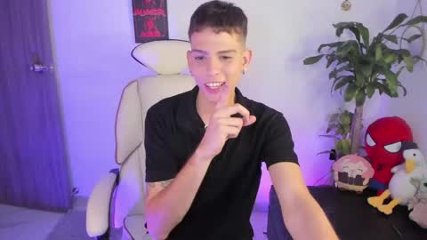 jasson___ online show from April 1, 10:07 pm