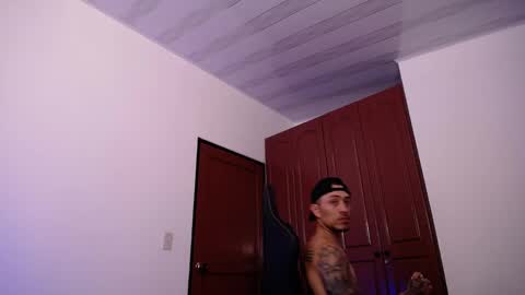 JKing  online show from April 11, 2:05 am