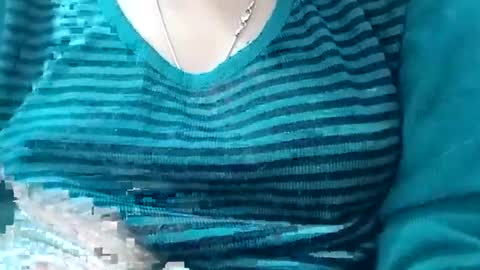 jasspreettt online show from November 28, 2:03 am