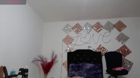 Snapshot of jatzibe_hot_93 chatting on May 19, 7:20 pm Jatzibe online show from May 19, 7:20 pm