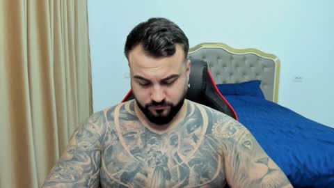  Javi  online show from December 18, 10:46 pm