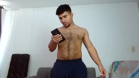 Snapshot of javier_hot27_ chatting on June 29, 4:29 pm Javier Herrera online show from June 29, 4:29 pm