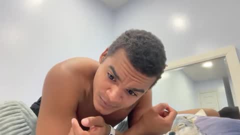 Snapshot of javiricorich chatting on September 22, 11:07 pm javiSdick online show from September 22, 11:07 pm