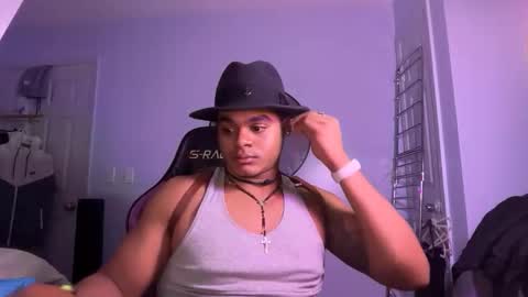 Snapshot of javiricorich chatting on October 23, 10:30 pm javiSdick online show from October 23, 10:30 pm