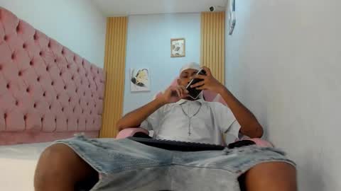 jax_maliq online show from November 18, 1:11 am