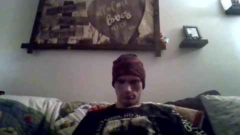 Snapshot of jax_skyfallin chatting on December 26, 10:37 am jaxxx666 online show from December 26, 10:37 am