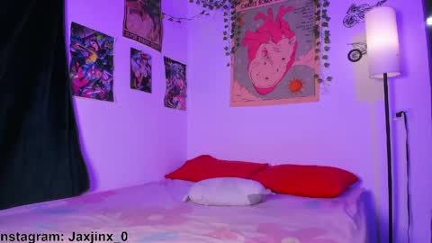 Jax and Jinx online show from May 22, 12:40 am