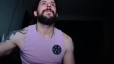 jaxjohnson12 online show from April 2, 3:37 am