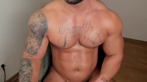 JaxonHunk online show from February 4, 6:36 am
