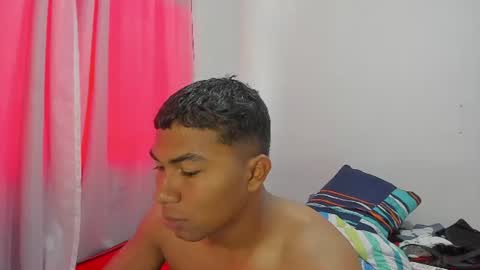 Snapshot of jaxrider_ chatting on August 4, 12:08 pm jaxrider_ online show from August 4, 12:08 pm
