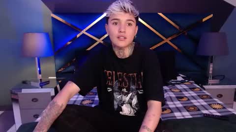 JAX online show from December 18, 4:07 am