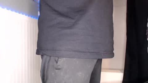 jax online show from November 17, 6:19 am