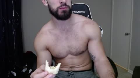 Snapshot of jay_slayz chatting on December 17, 9:15 am jay_slayz online show from December 17, 9:15 am