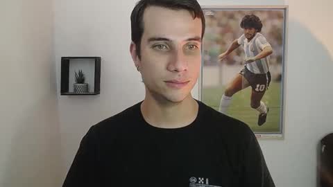 Snapshot of jayalvarrez_ chatting on December 10, 6:49 pm Jay Alvarrez online show from December 10, 6:49 pm