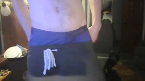 Snapshot of jaybrik92 chatting on May 1, 5:45 am Jlio Delgauto online show from May 1, 5:45 am