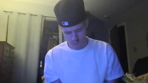 Snapshot of jaybrik92 chatting on May 7, 3:12 am Jlio Delgauto online show from May 7, 3:12 am
