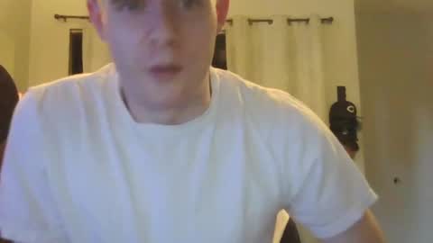 Snapshot of jaybrik92 chatting on August 1, 2:27 pm Jlio Delgauto online show from August 1, 2:27 pm