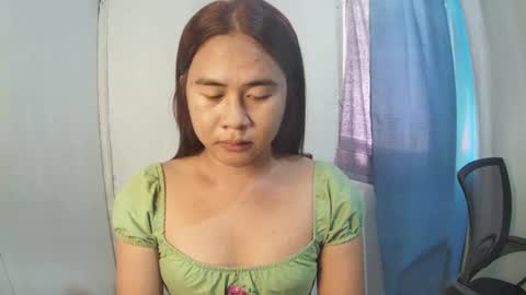 Snapshot of jayca20880 chatting on June 21, 6:27 am JAYCA online show from June 21, 6:27 am