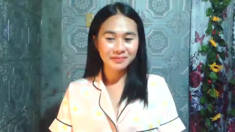 Snapshot of jayca20880 chatting on August 6, 2:41 pm JAYCA online show from August 6, 2:41 pm