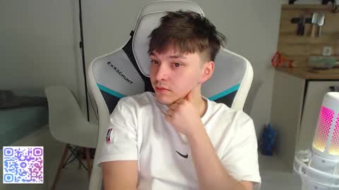 Jayce online show from February 2, 6:17 pm