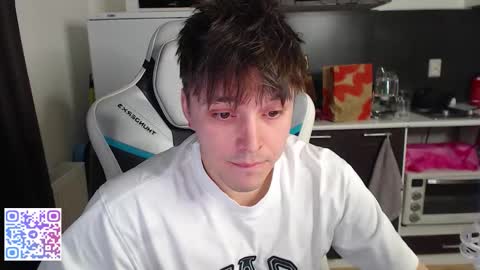 Jayce online show from February 18, 4:36 pm