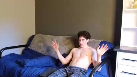 Snapshot of jaycex_69 chatting on December 30, 8:43 am THE HOUSE online show from December 30, 8:43 am