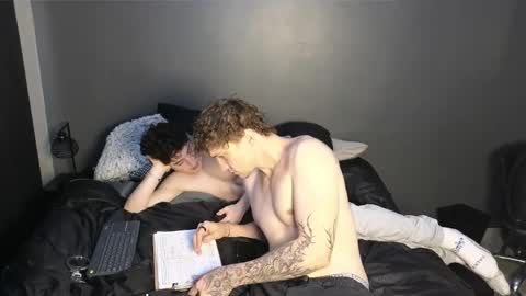 Snapshot of jaycex_69 chatting on January 13, 7:21 am THE HOUSE online show from January 13, 7:21 am