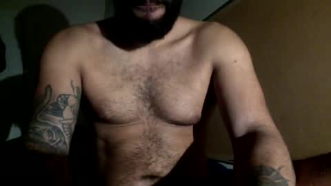 Snapshot of jayclit007 chatting on February 10, 4:52 am infogushy online show from February 10, 4:52 am