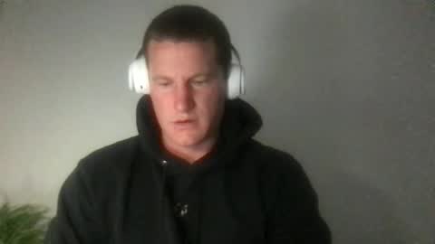jaycup1989 online show from May 17, 11:17 am