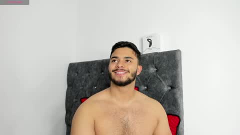 jayd_muscle1 online show from May 14, 5:14 am