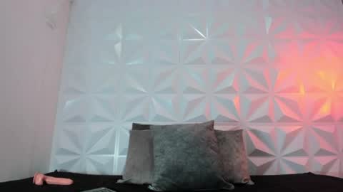 Snapshot of jayden_blonde chatting on June 10, 8:41 pm Jayden online show from June 10, 8:41 pm