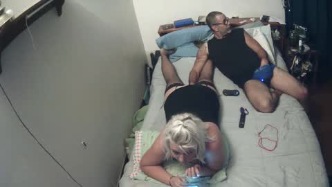 Snapshot of jayhood718 chatting on December 2, 3:37 am jayhood718Bk sexy pearl online show from December 2, 3:37 am