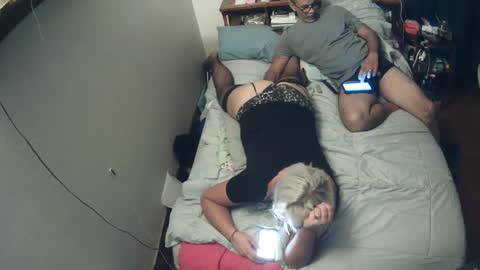 Snapshot of jayhood718 chatting on December 5, 6:54 am jayhood718Bk sexy pearl online show from December 5, 6:54 am