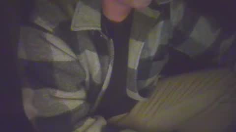 Snapshot of jaysky5463 chatting on December 13, 10:08 am rtyhnrtshjrsehgbt online show from December 13, 10:08 am