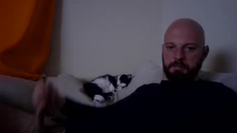 Snapshot of jayw82730 chatting on November 10, 2:32 am Jay online show from November 10, 2:32 am