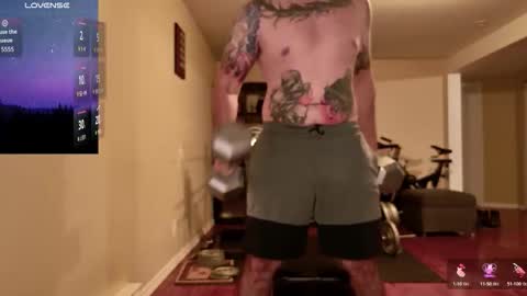 Snapshot of jayxcee_official chatting on November 5, 1:16 am jayxcee OFFICIAL online show from November 5, 1:16 am