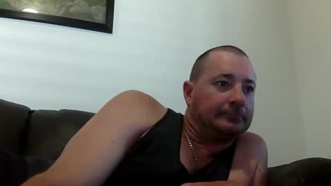 Snapshot of jaz1981 chatting on December 8, 7:05 am Jaz online show from December 8, 7:05 am