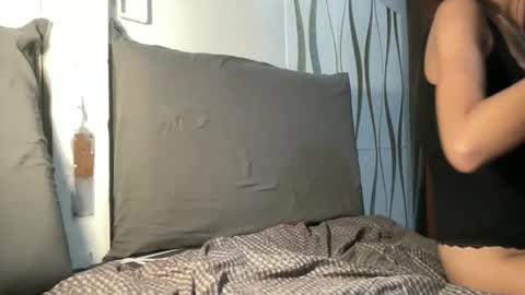 Snapshot of jazh21 chatting on December 4, 7:17 am jash online show from December 4, 7:17 am