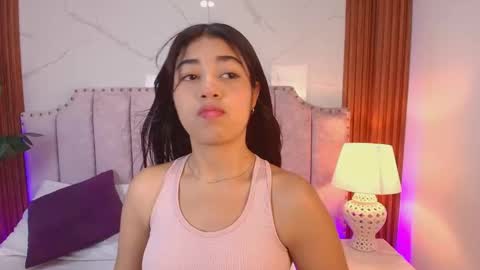 Snapshot of jazmin_606 chatting on January 10, 7:37 pm Jazmin online show from January 10, 7:37 pm