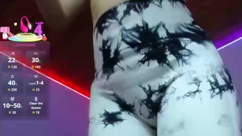 Snapshot of jazmin_princess_hot chatting on September 24, 8:23 pm jazmin online show from September 24, 8:23 pm